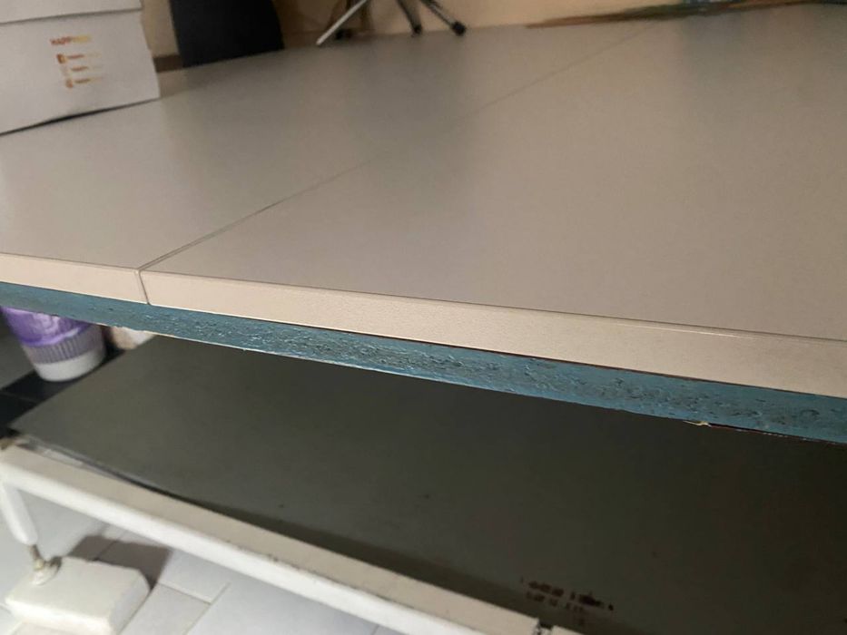 Оверлок  3-х нитка Маузер, машинка швейна пром Сінгер, закрійний стіл