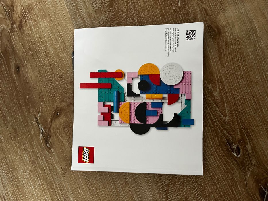 Lego Set Modern Art