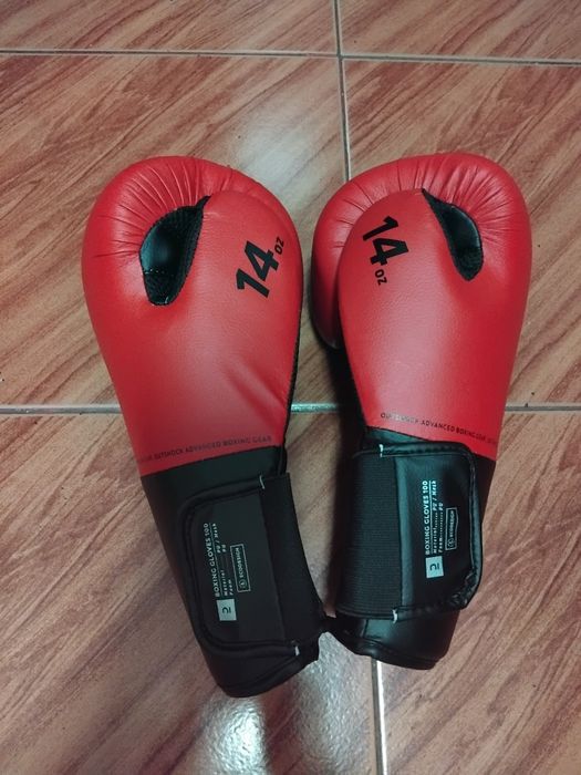 Luvas de boxe como novas