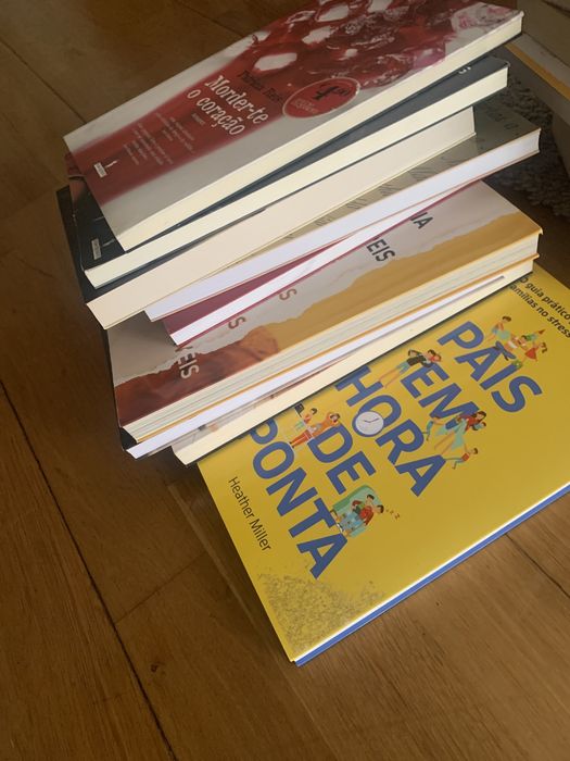 Livros  varios titulos e autores cada 10€