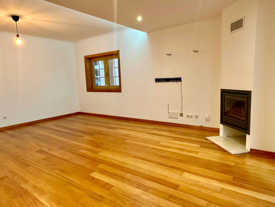 Apartamento Único na Quinta de São Gonçalo | T2 com 101 m² + Terraço Privativo de 55 m²  com Lounge Exterior de 34 m² coberto