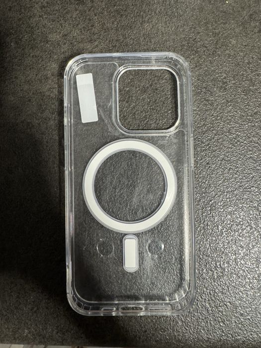 Різні чохли для iPhone 15 Pro