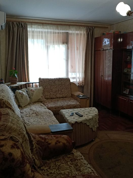 Продаж 3-кімнатної квартири