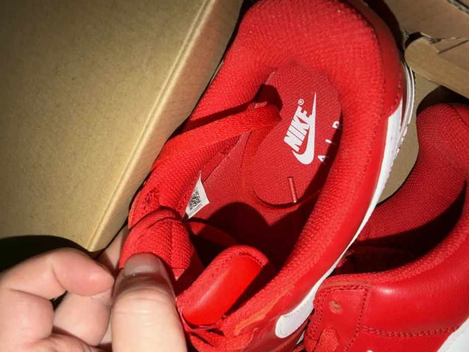 Nike Air Force 1 Low Retro „University Red"