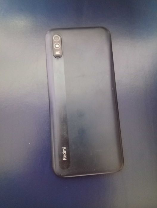 Телефон смарфон Xiaomi Redmi 9A 2/32GB.