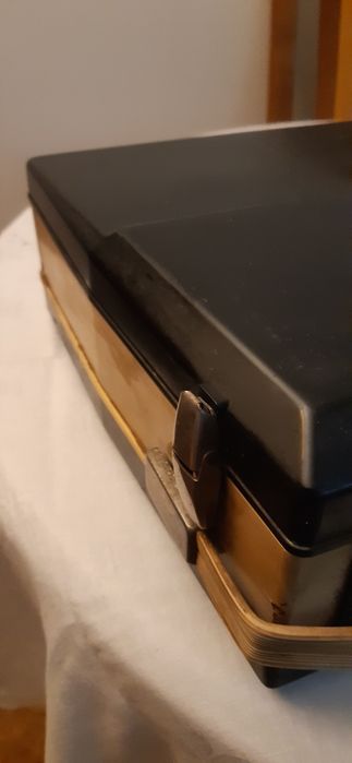 Magnetofon Tesla B42 szpulowy