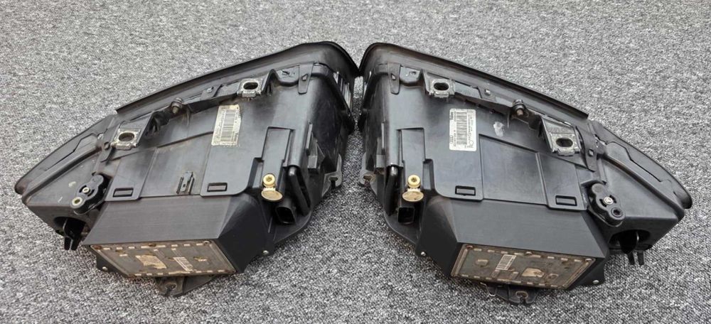 Reflektory bi xenon Audi A4 B6 Valeo 3'' zregenerowane lampy