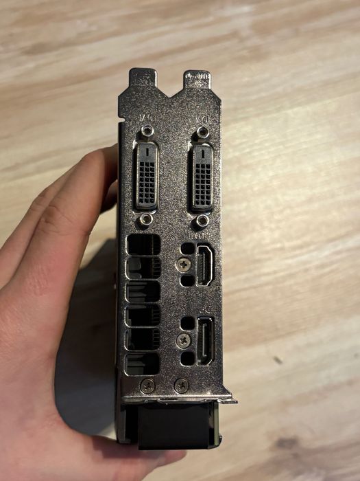 ASUS ROG Strix Radeon RX 570 8GB