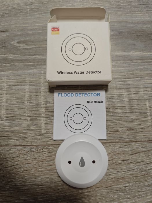Датчик протікання води Tuya Zigbee