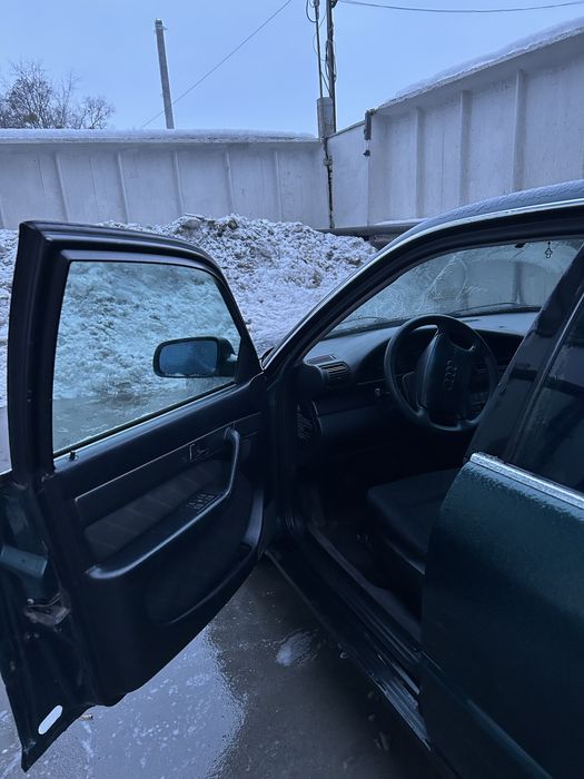 Продам Ауді А6 С4 100