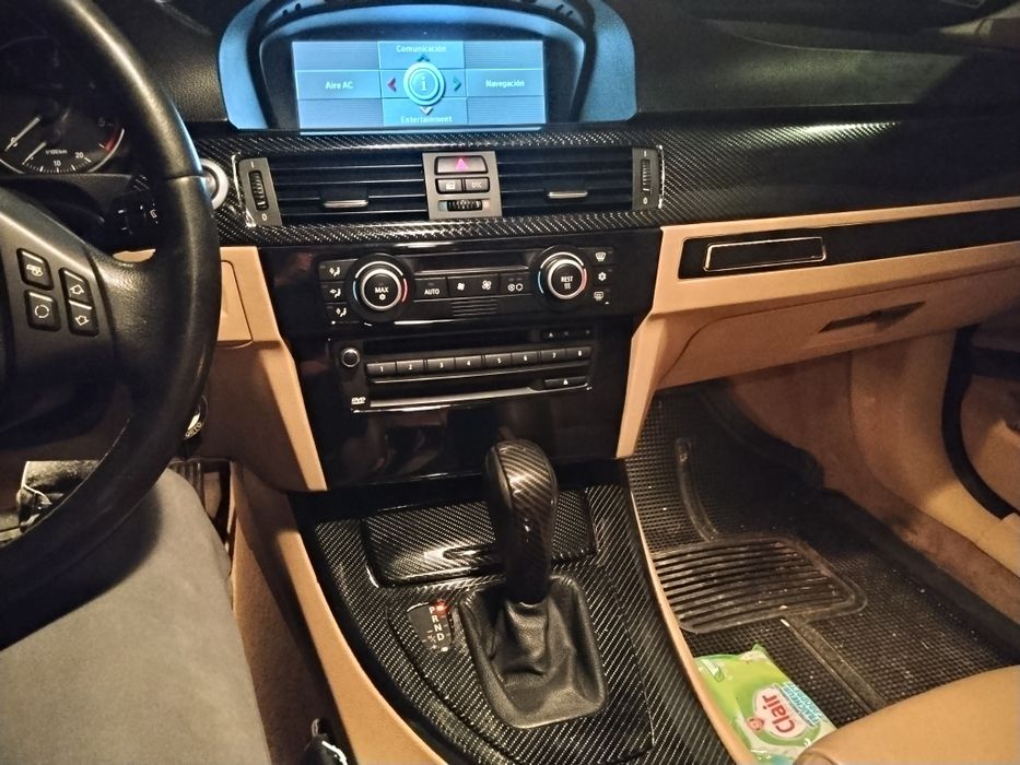 BMW 330d Auto 231cv