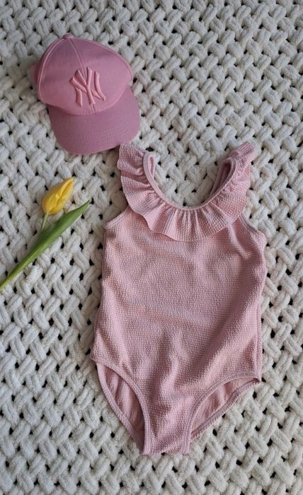 Продам плаття, на 5 років