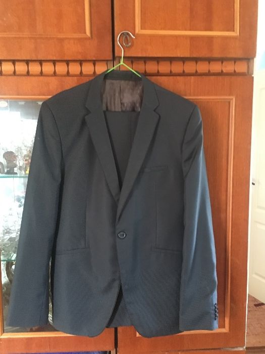 Продам костюм мужской