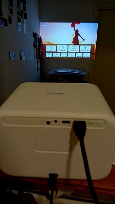 Projetor portátil Yaber L2s