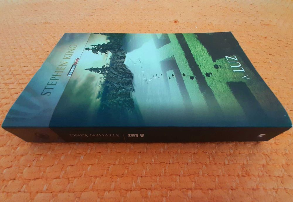 Livro "A Luz"- Stephen King (Portes Incluídos)