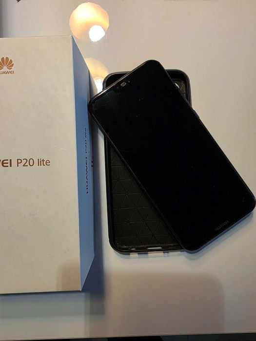 Huawei p20 lite czarny 4 GB RAM DYSK 64 GB