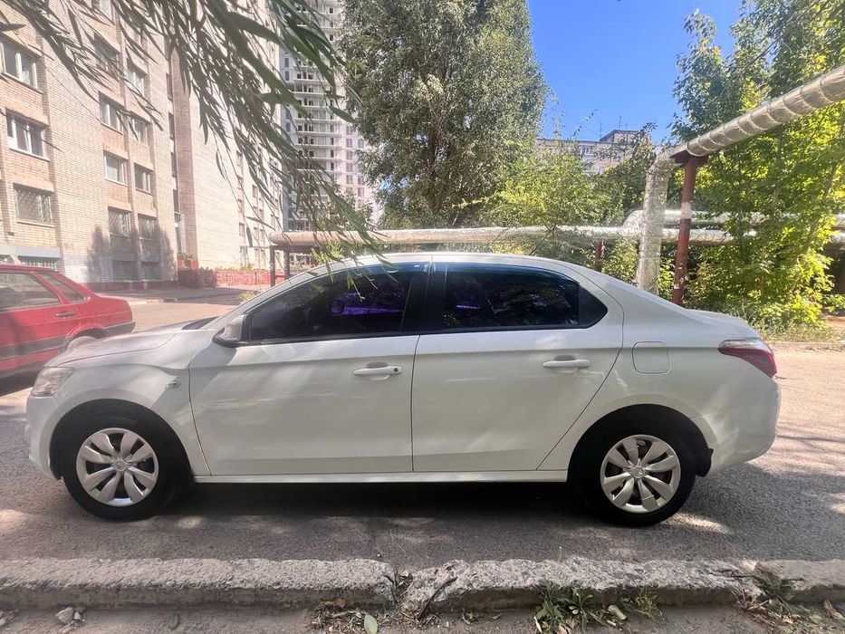 Аренда авто прокат выкуп под такси Авео, Логан, Ситроен, Пежо, 2600грн