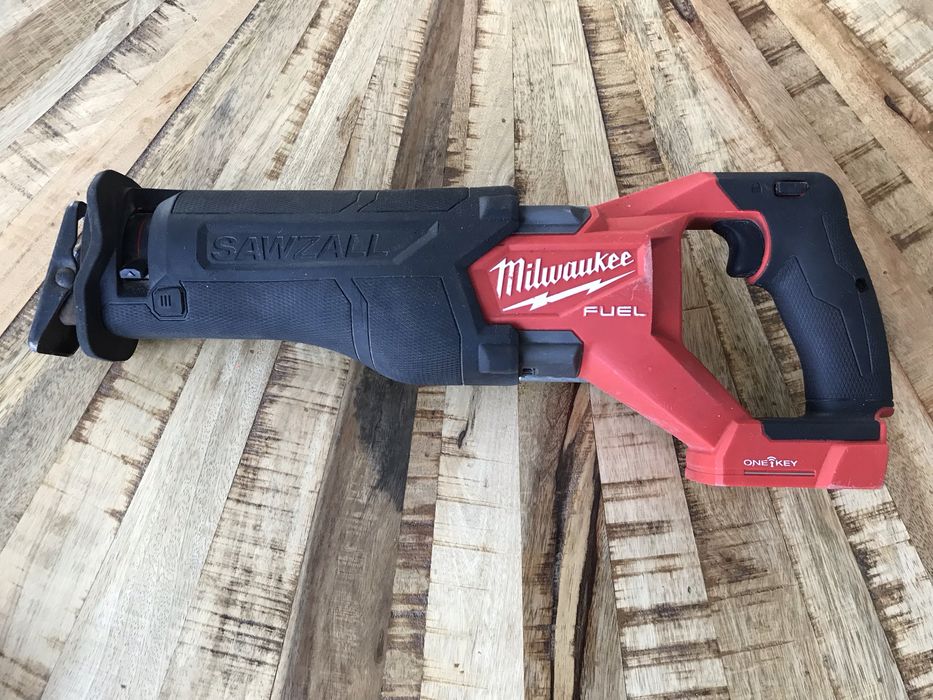 Piła szablasta Milwaukee M18 ONEFSZ SAWZAL L ONE-KEY 2024r