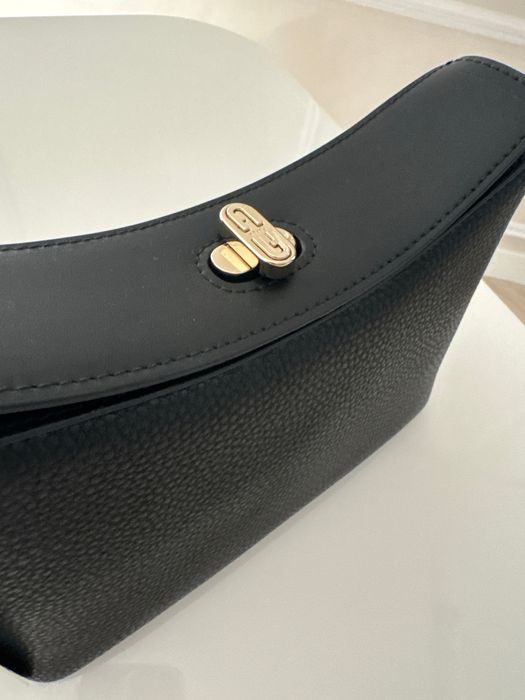 Шкіряні сумки кросбоді від furla