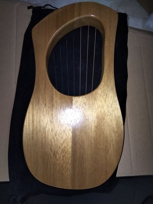 Lira - harpa nova de 7 cordas