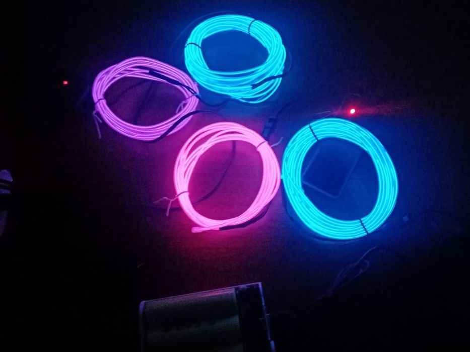 Неонова стрічка 3 і 2 метри