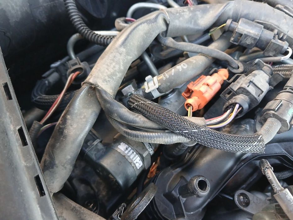 Rampa de injeção AUDI A6 Avant (4G5, 4GD, C7)