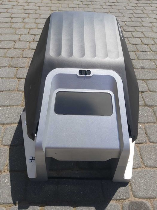 Domek do robotów koszących Sunseeker elite