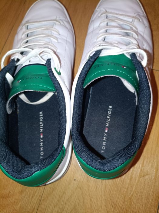 Tênis lindissimos Tommy Hilfiger