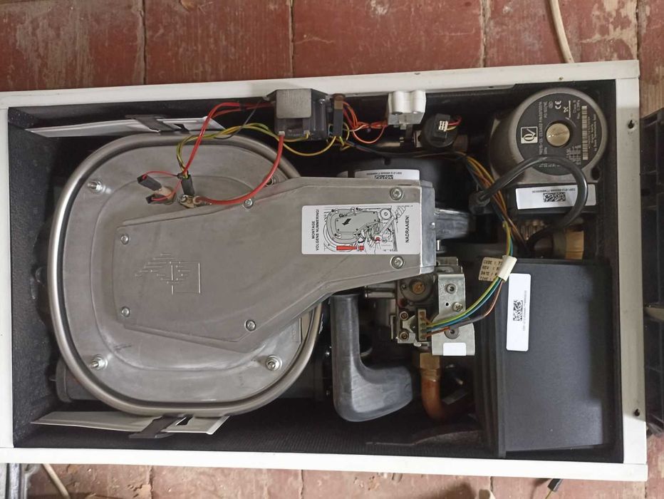 Котел  конденсаційний   nefit  будерус .бош.  bosch .