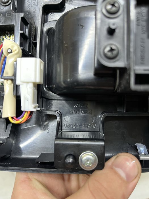 Накладка шифтера АКПП Nissan Leaf