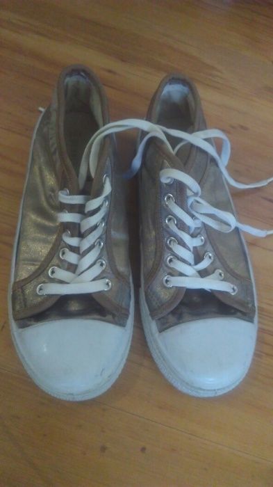 Trampki damskie młodzieżowe