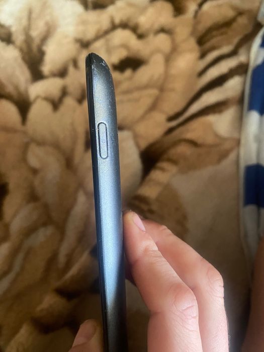 Планшет ASUS повний комплект | На ремонт / запчастини