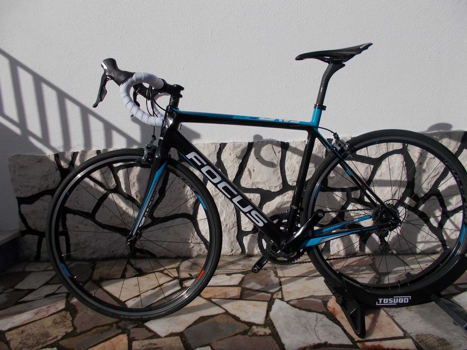 Focus Cayo tamanho M Full Carbon Full Ultegra