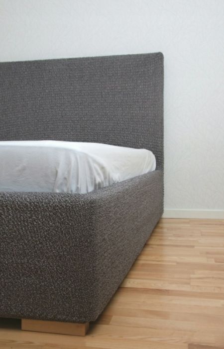 Pokrowiec Ochraniacz na łóżko tapicerowane 160x200 szary