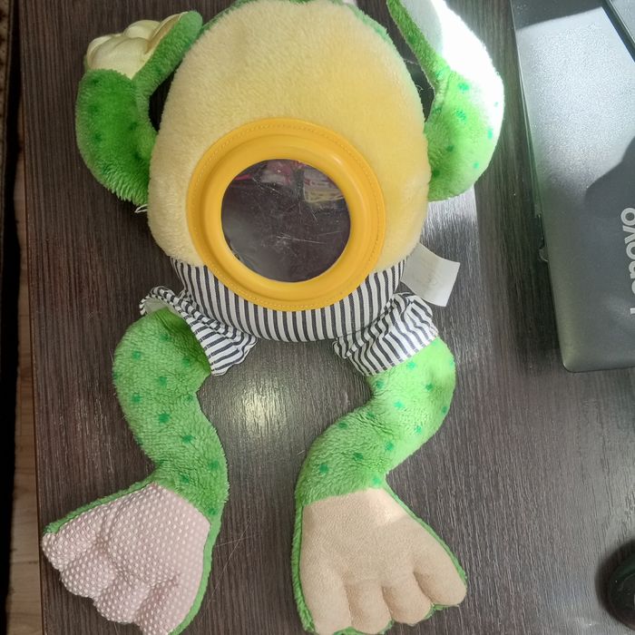 Лягушка плюшевая капитан Кроук от BOOTS