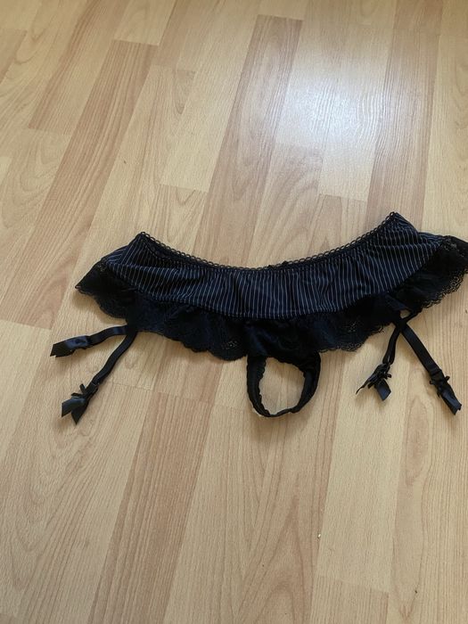 Трусики з застібками для панчіх