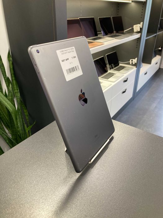 Планшет iPad 8 10.2” 32GB Wi-Fi • ГАРАНТІЯ • СТАН 8.8/10 103983