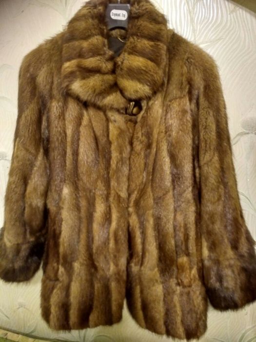 Продам шубку.        .