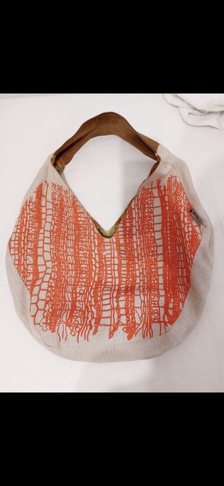 Mala/ carteira reklusa com alças em pele