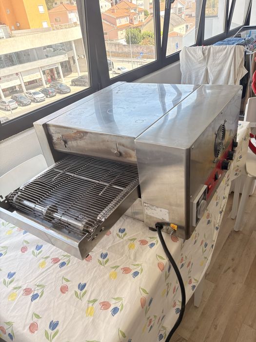 Forno de esfihas e pizzas profissional alta produção - Até 400°C