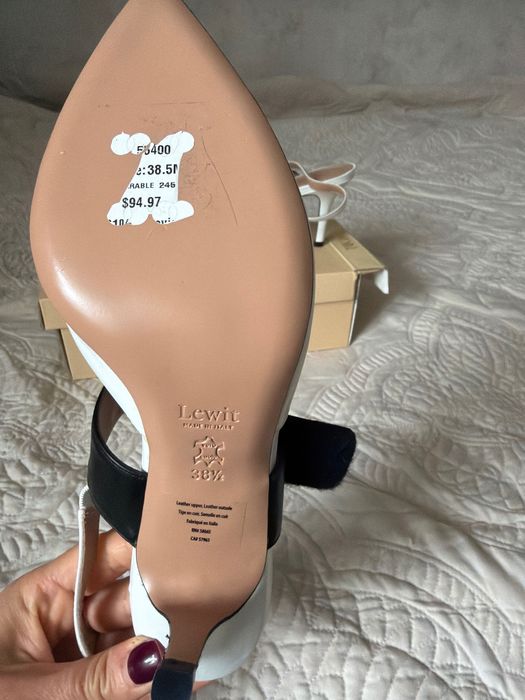 Женские кожаные белые туфли