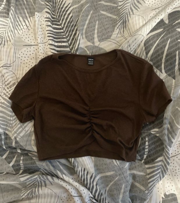 krótki brązowy top