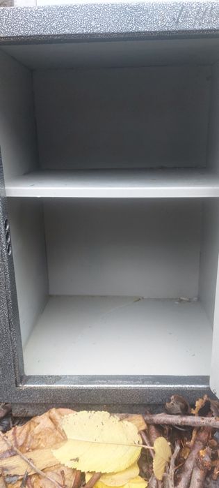 Продам сейф в хорошем состоянии