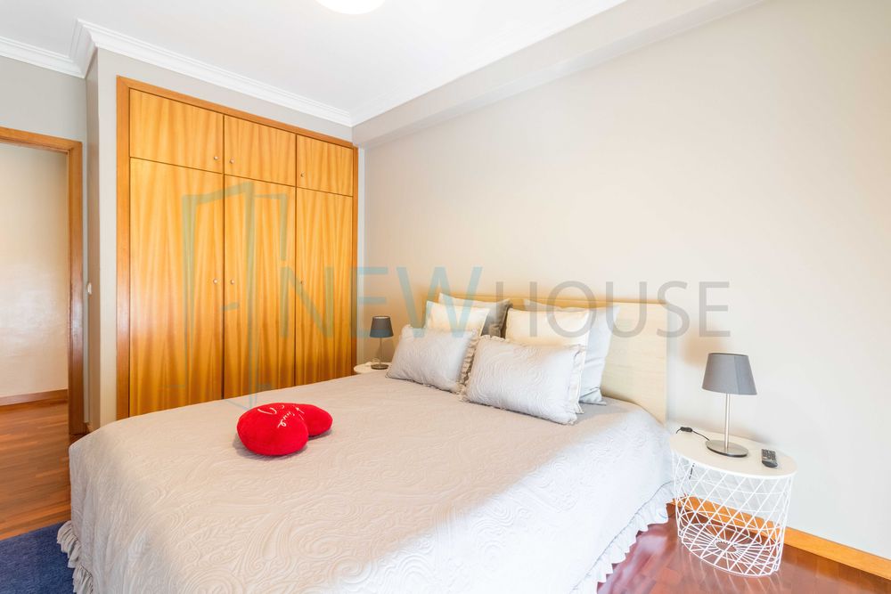 Quarto com casa de banho privada junto ao Metro de Fânzeres