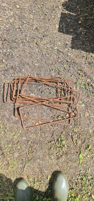 Strzemiona zbrojeniowe