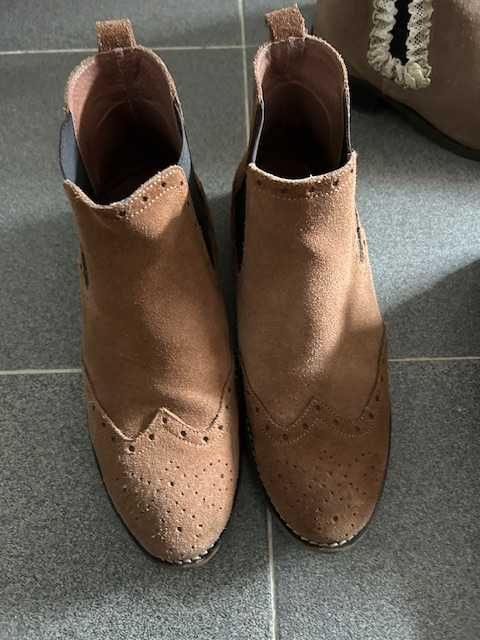 Botas em Camurça