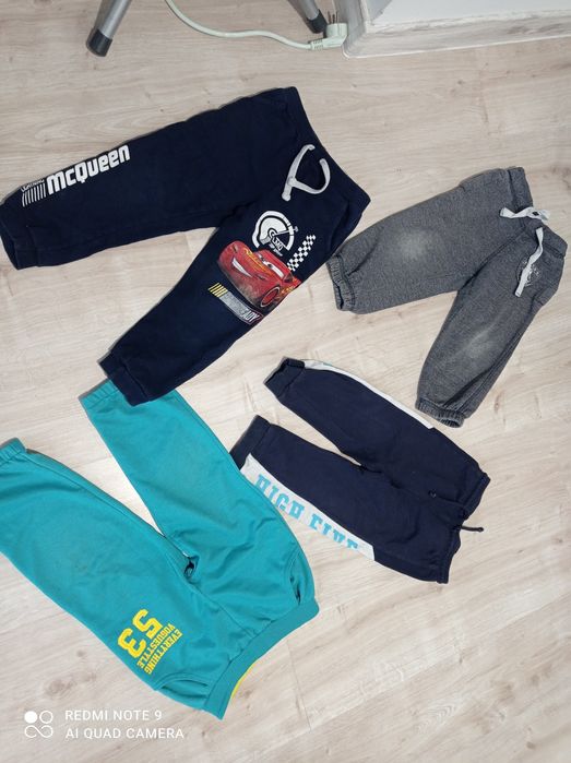 Spodnie dresowe koło domu 4 sztuki