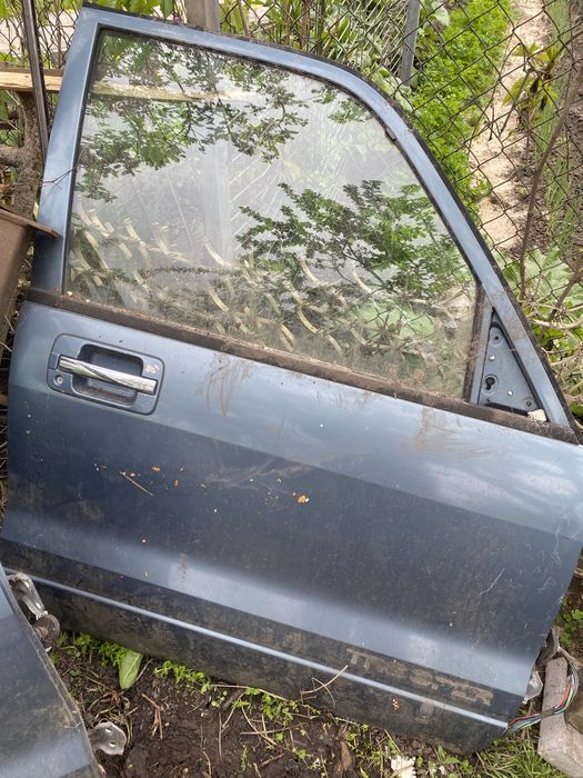 Двері Ісузу Трупер