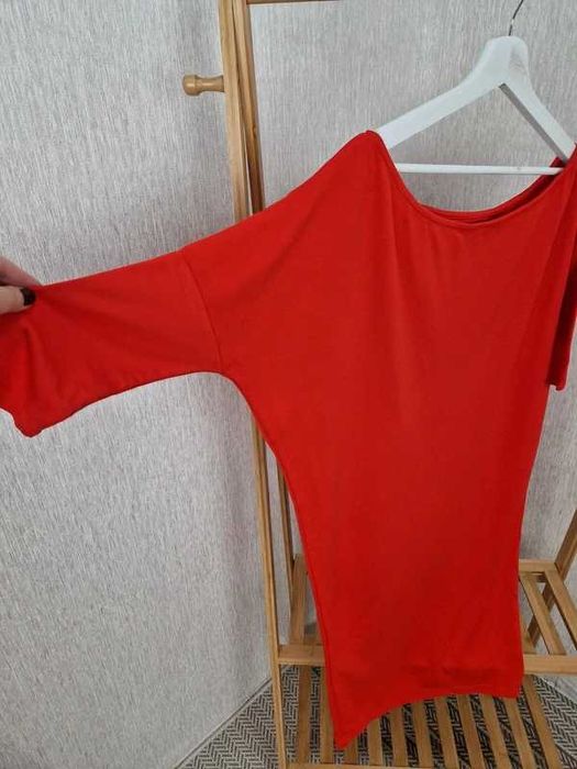 Czerwona dzianinowa sukienka oversize nietoperz / kimono