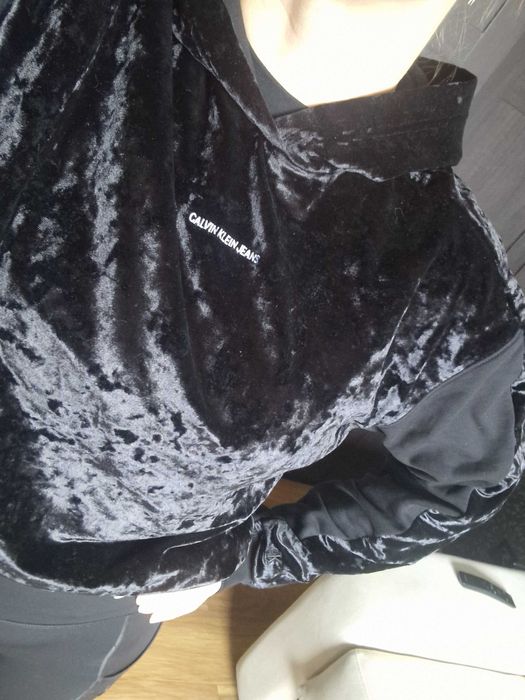 Bluza welurowa aksamitna Calvin Klein r. S / M ciepła z kapturem
